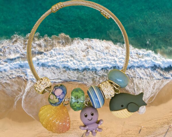 Sweet Mykonos Charm Armband