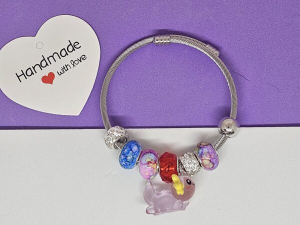 Luminous Axolotl Charm Armband – Bild 5