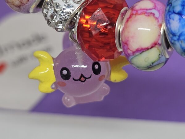 Luminous Axolotl Charm Armband – Bild 2