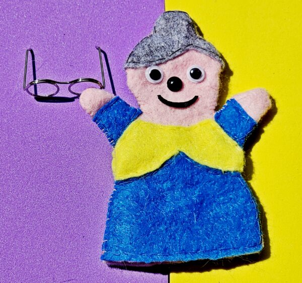 Rotkäppchen Fingerpuppe